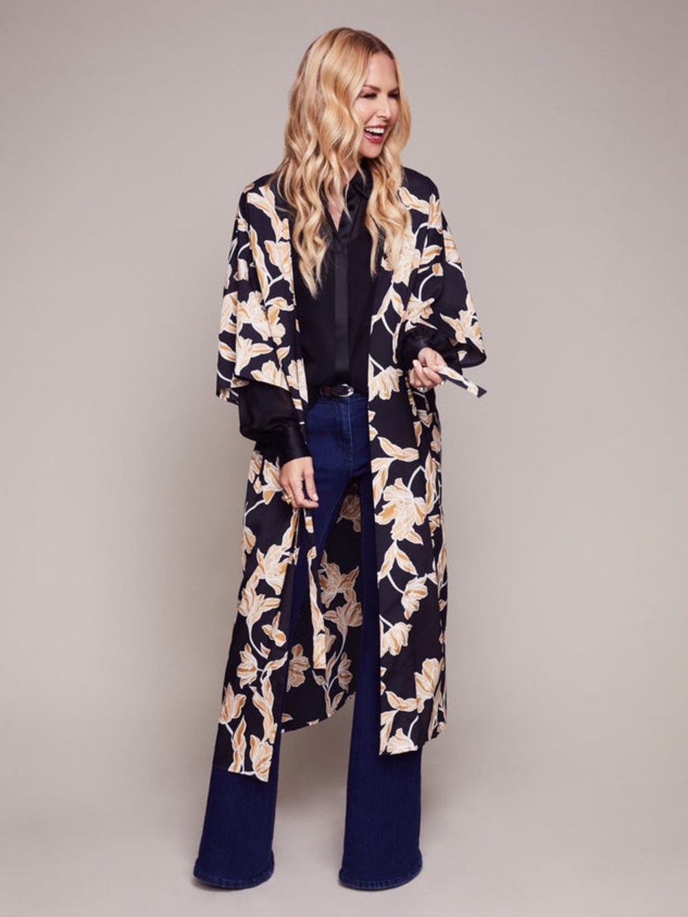 NWOT - Maison Du Soir Floral Robe in Black / Mustard - Size L / XL